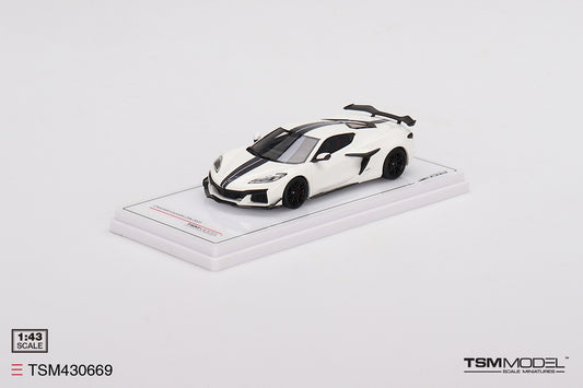 Chevrolet Corvette Z06 Arctic White