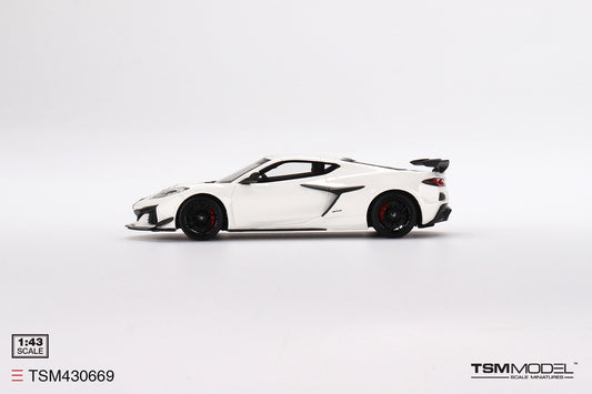 Chevrolet Corvette Z06 Arctic White