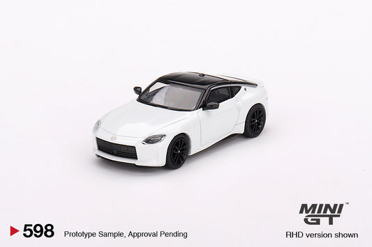 Nissan Fairlady Z Version ST Everest White