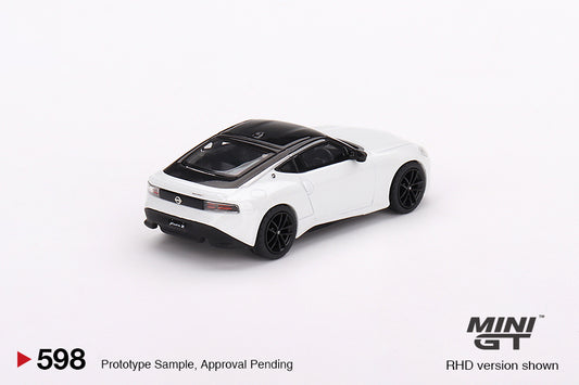 Nissan Fairlady Z Version ST Everest White