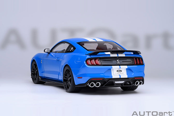 Ford Mustang Shelby GT500 Grabber Blue