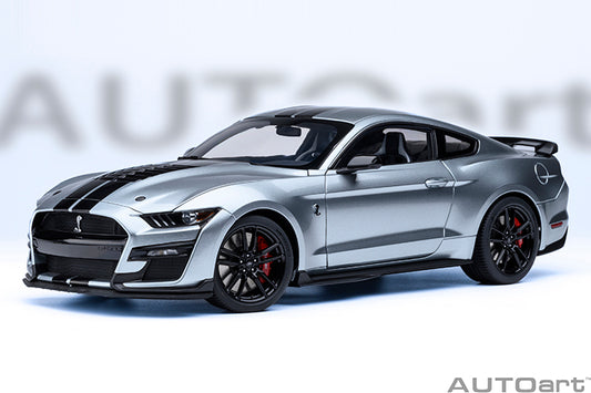 Ford Mustang Shelby GT500 Iconic Silver