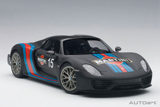 Porsche 918 Spyder Weissach Package