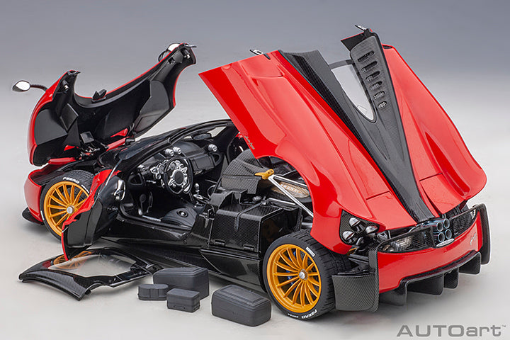 Pagani Huayra Roadster