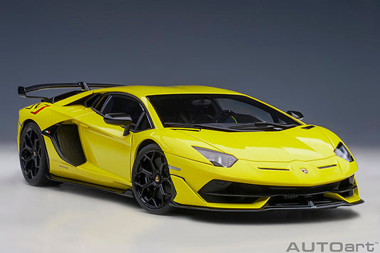 Lamborghini Aventador SVJ Giallo Tenerife