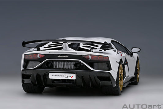 Lamborghini Aventador SVJ Bianco Asopo