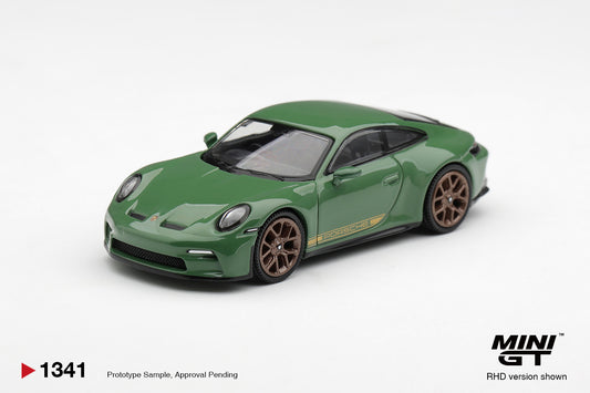 Porsche 911 GT3 Touring Auratium Green