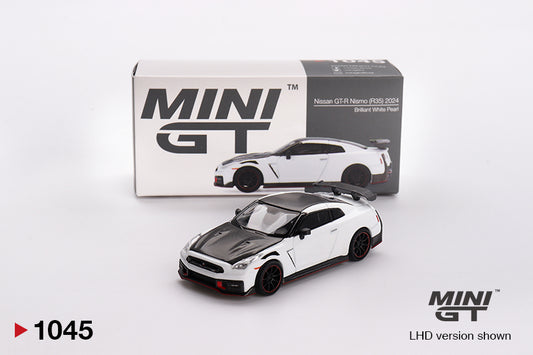 Nissan GT-R NISMO 2024 Brilliant White Pearl