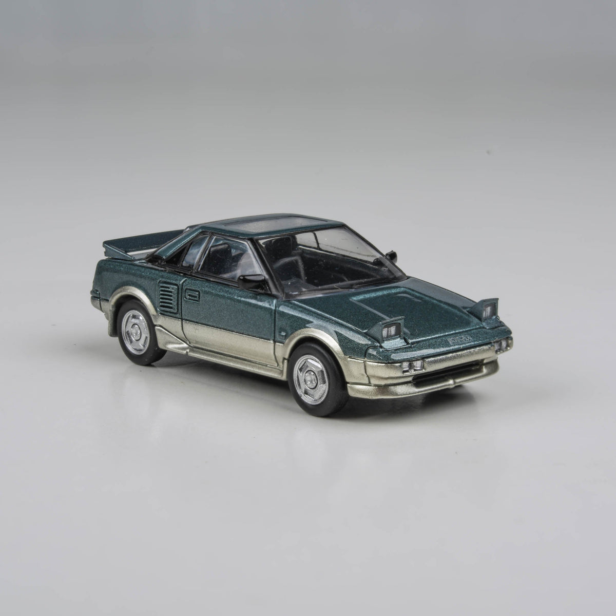 Toyota MR2 MK1 Green/Gold