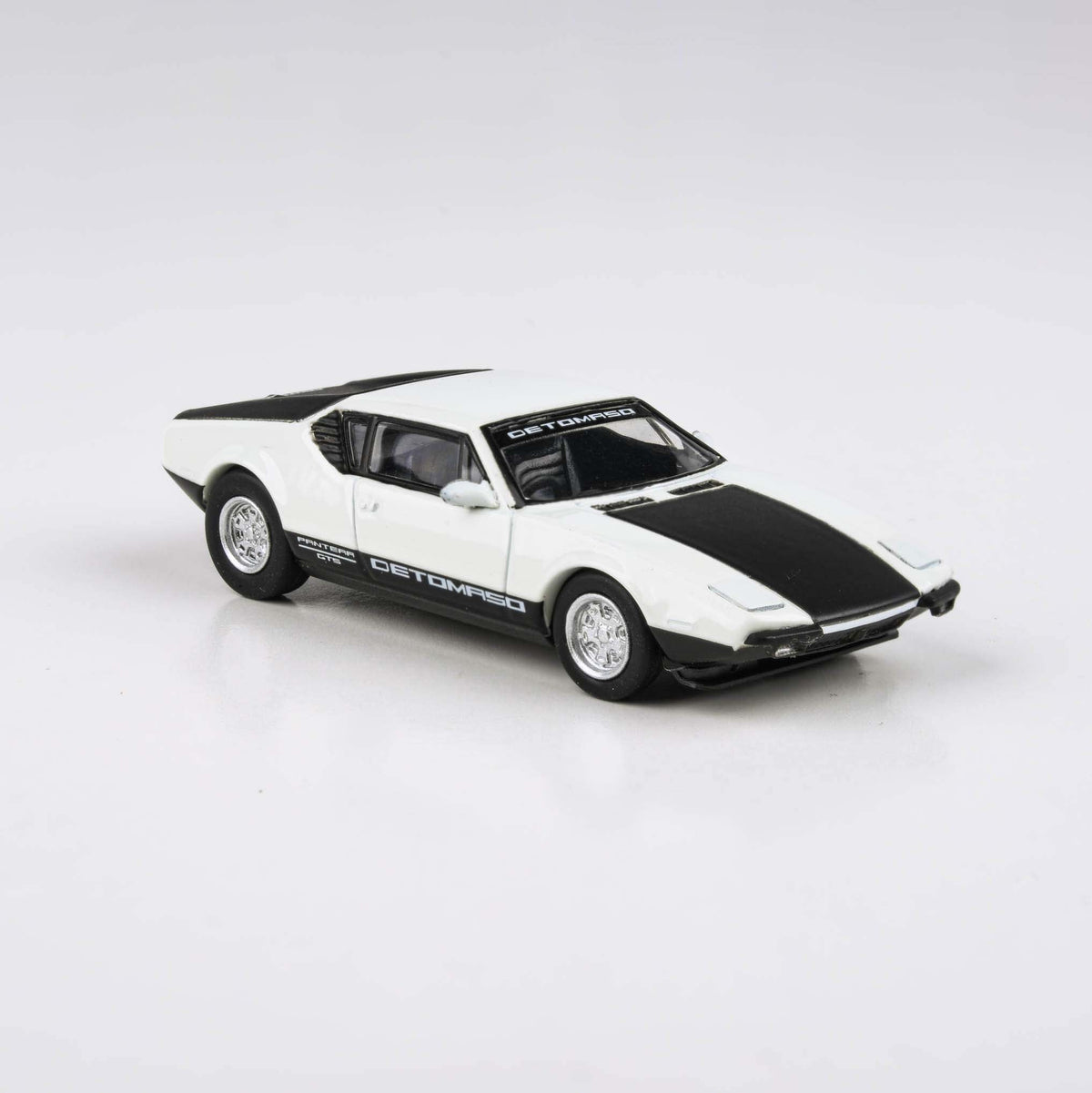De Tomaso Pantera White/Black 1972