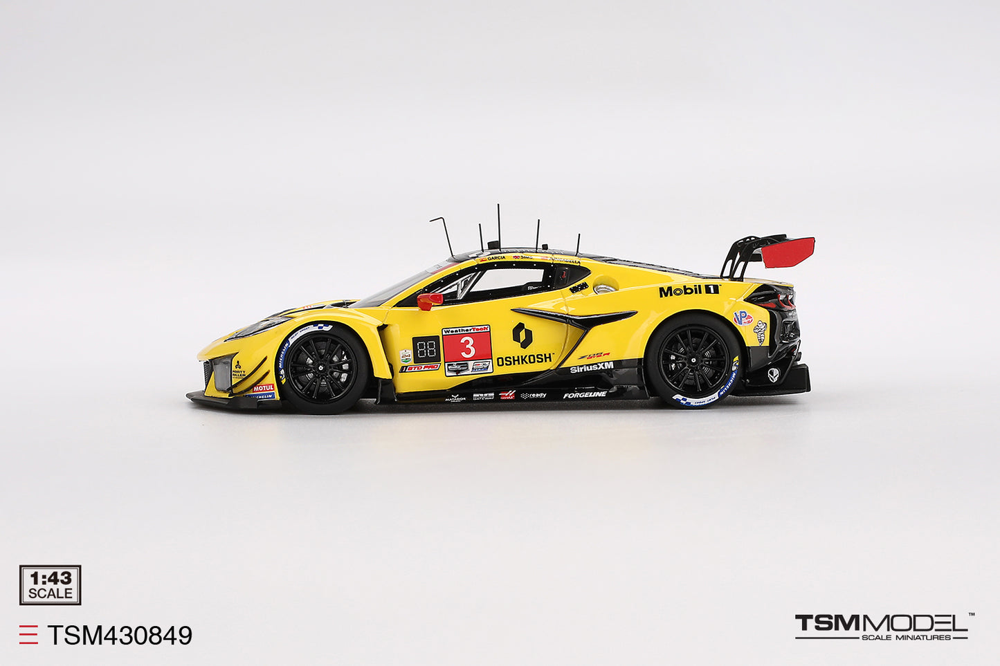 Chevrolet Corvette Z06 GT3.R No.4 Corvette Racing by Pratt Miller Motorsports IMSA