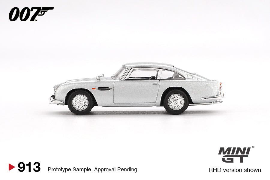 Aston Martin DB5 Skyfall