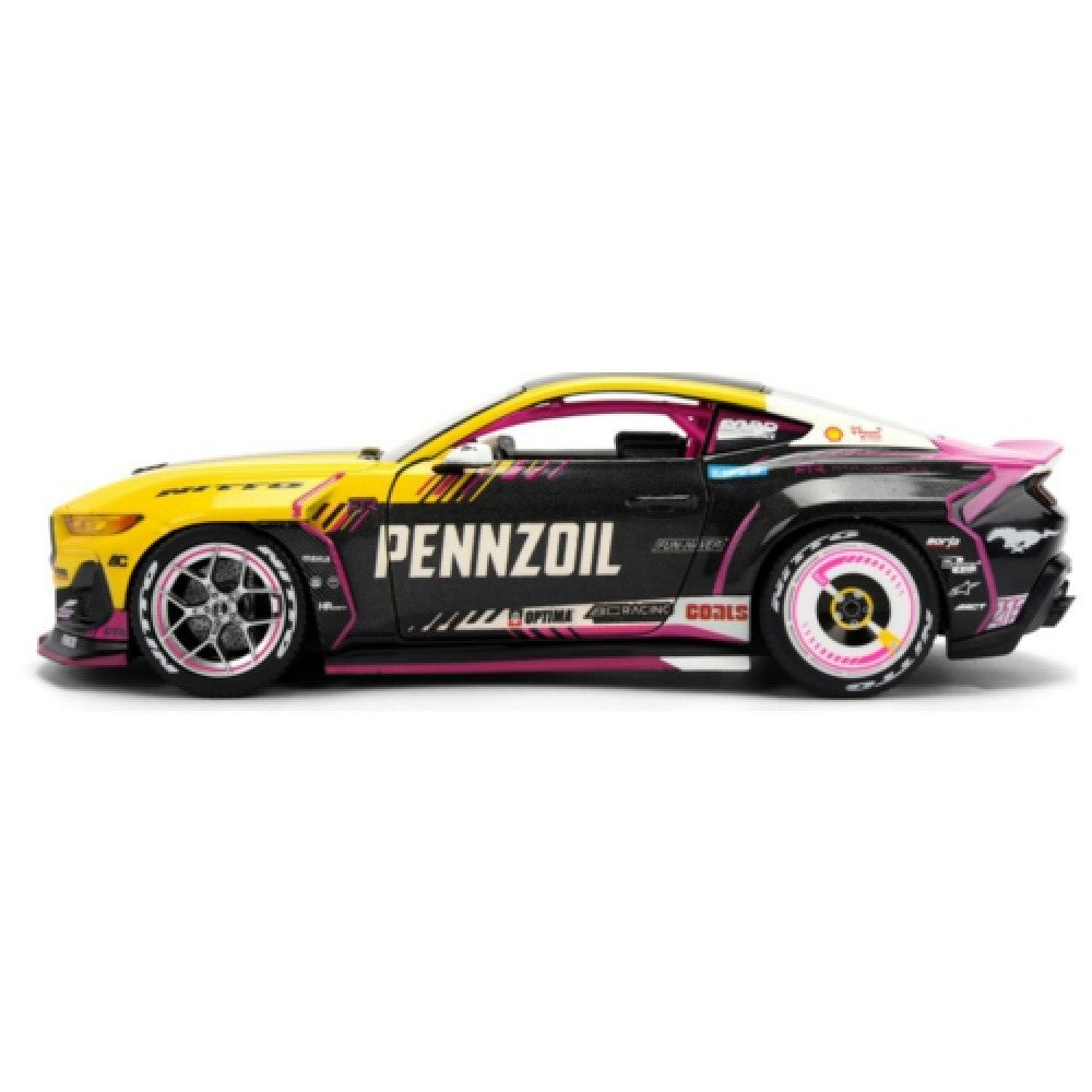 Ford Mustang RTR with Light