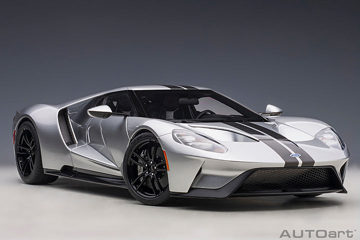 Ford GT 2017 Ingot Silver with Black Stripes