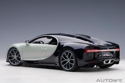 Bugatti Chiron Glacier White/Atlantic