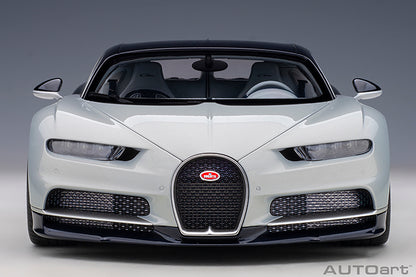 Bugatti Chiron Glacier White/Atlantic