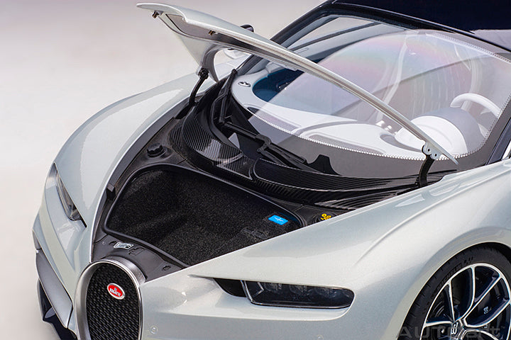 Bugatti Chiron Glacier White/Atlantic