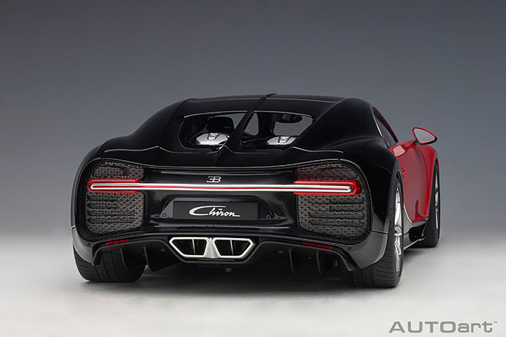 Bugatti Chiron Italian Red/Nocturne B