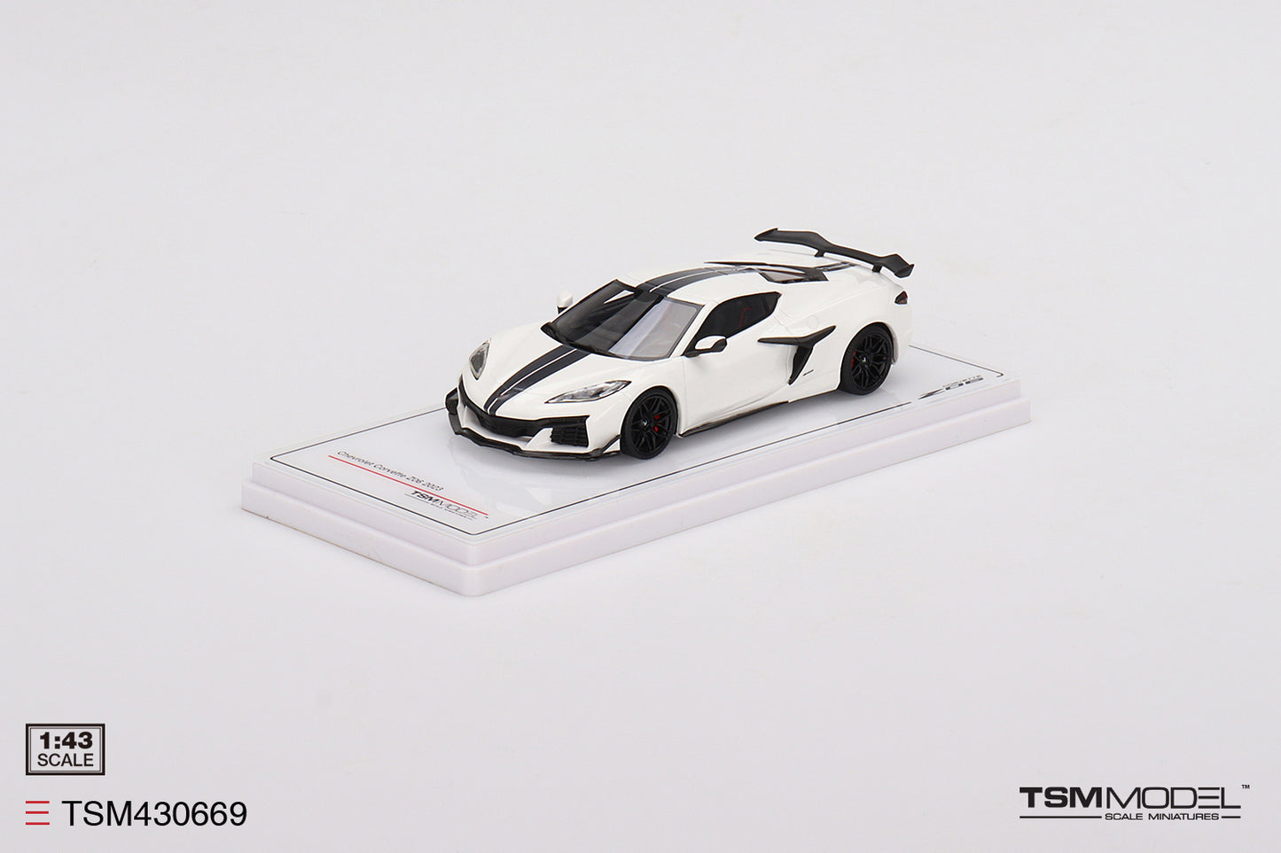 Chevrolet Corvette Z06 Arctic White