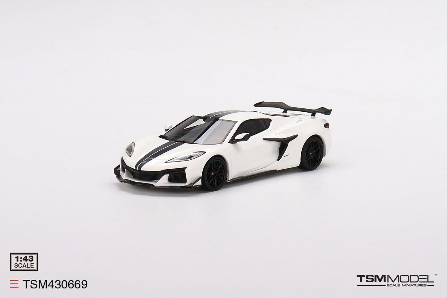 Chevrolet Corvette Z06 Arctic White