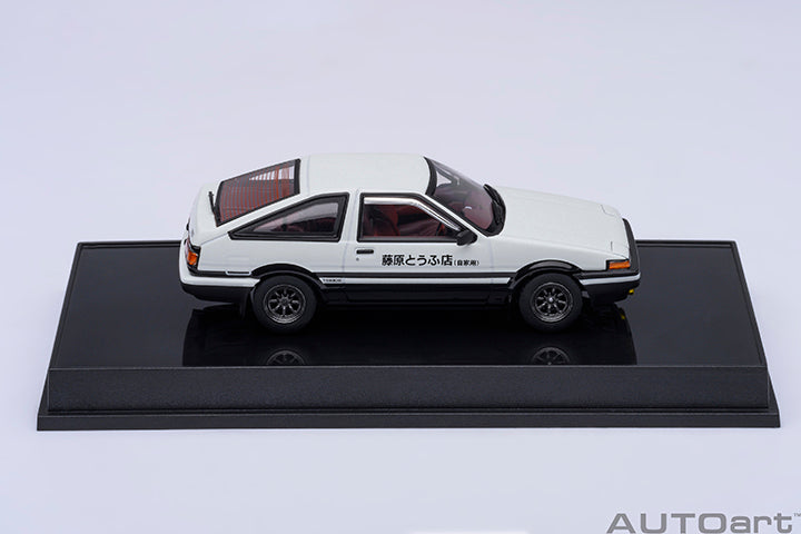 Toyota Sprinter Trueno AE86 Initial D