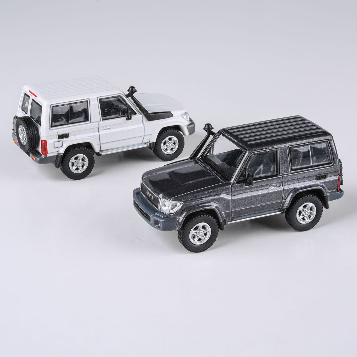 Toyota Land Cruiser 71 Short Wheel Base Graphite Grey