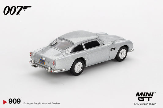 Aston Martin DB5 Casino Royale