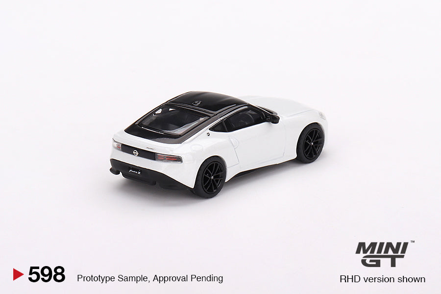 Nissan Fairlady Z Version ST Everest White