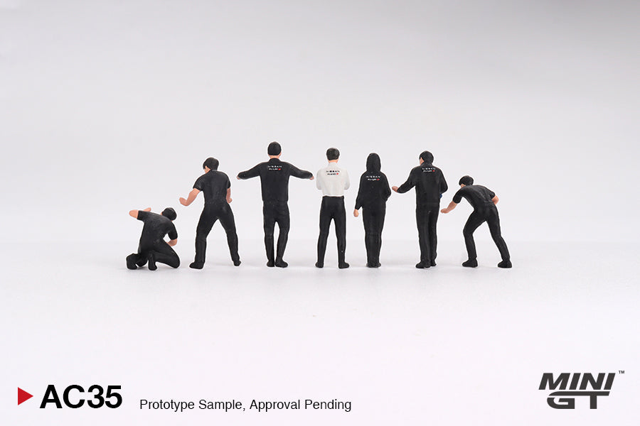 NISMO Technician Team Figurine Set