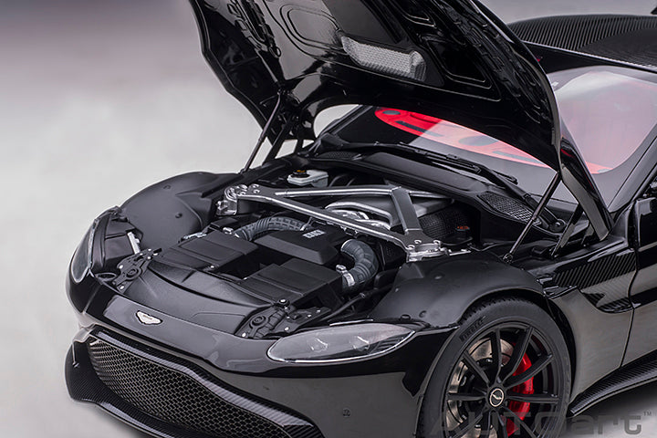 Aston Martin Vantage