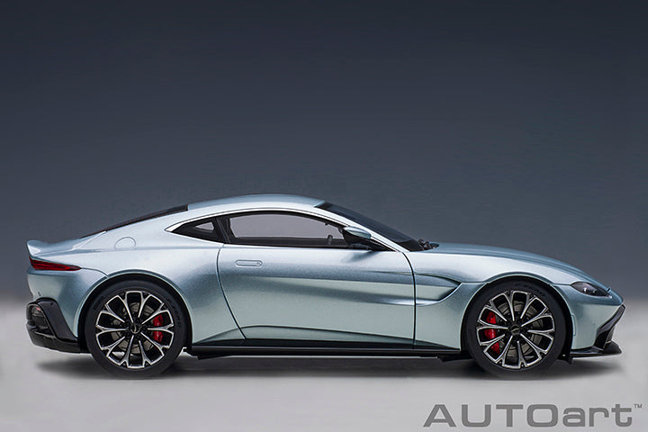 Aston Martin Vantage