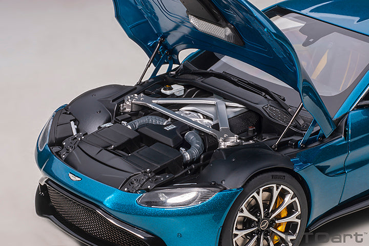 Aston Martin Vantage Ming Blue