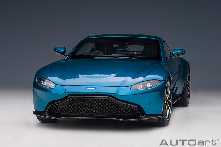 Aston Martin Vantage Ming Blue