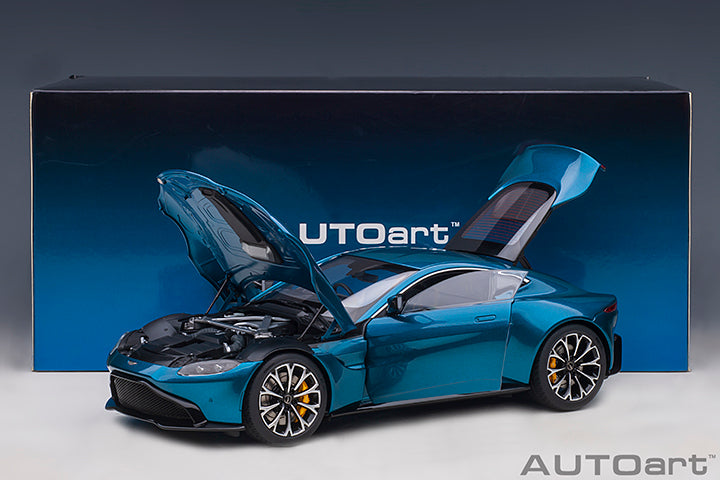 Aston Martin Vantage Ming Blue
