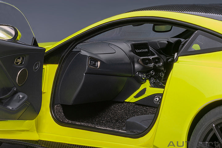 Aston Martin Vantage