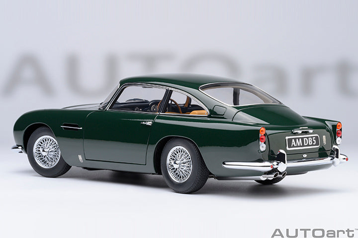 Aston Martin DB5 1964 British Racing Green