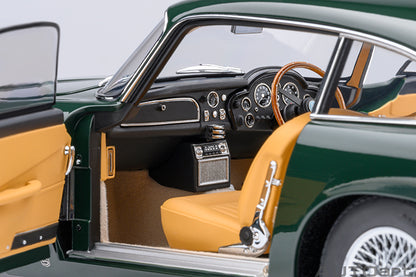 Aston Martin DB5 1964 British Racing Green