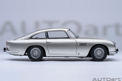 Aston Martin DB5 1964 Silver
