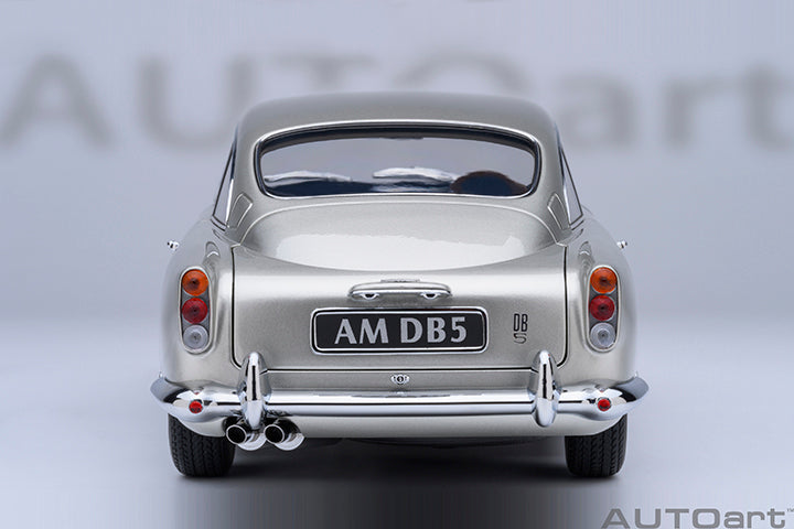 Aston Martin DB5 1964 Silver