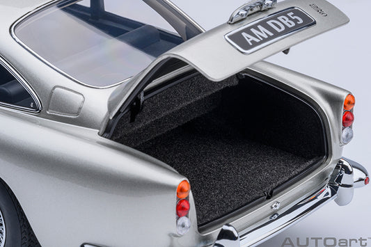 Aston Martin DB5 1964 Silver