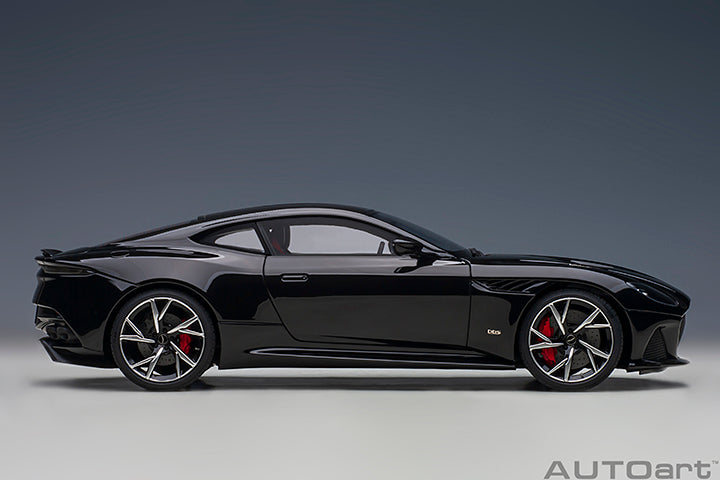 Aston Martin DBS Superleggera
