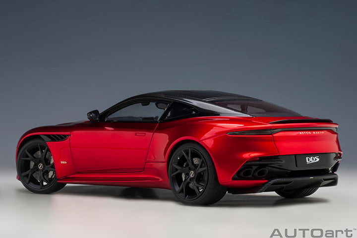Aston Martin DBS Superleggera
