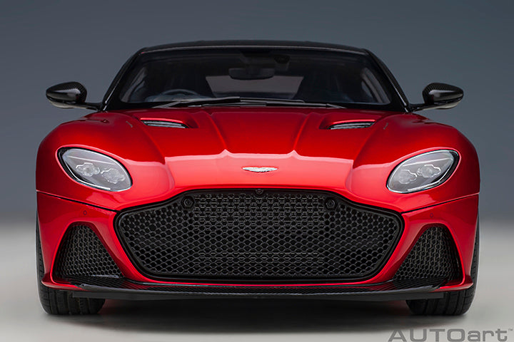 Aston Martin DBS Superleggera