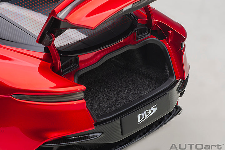 Aston Martin DBS Superleggera
