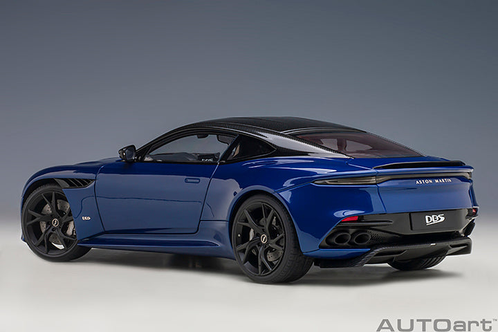 Aston Martin DBS Superleggera