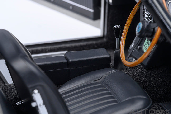 Aston Martin DB5 'Goldfinger' Silver