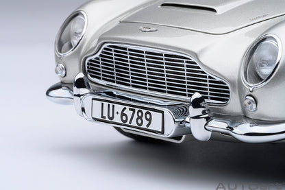 Aston Martin DB5 'Goldfinger' Silver
