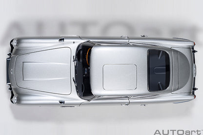 Aston Martin DB5 'Goldfinger' Silver