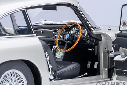 Aston Martin DB5 'Goldfinger' Silver