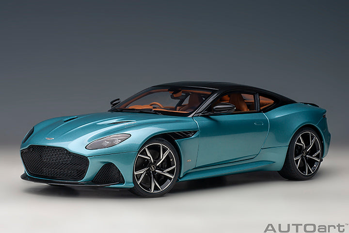 Aston Martin DBS Superleggera